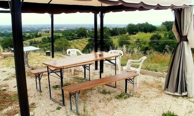 Pieve Salutare Casa | Casa Girotondo A: A welcoming apartment situated in a quiet location, a few minutes from the town center, with Free WI-FI.