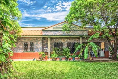 Salina Cruz Casa | Casa grande y privada, jardín & estacionamiento