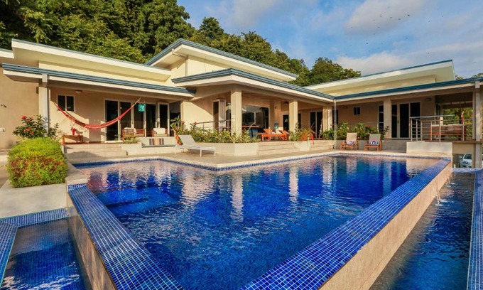 Carmen Villa | Casa Juliet - Ocean View Villa