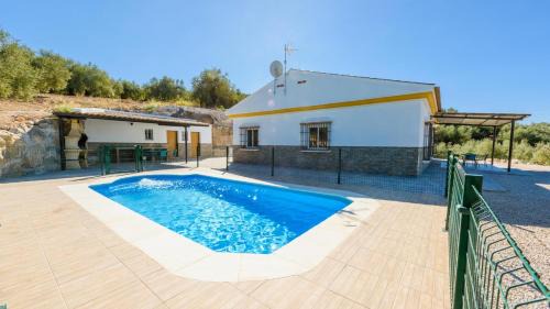 Riogordo Villa | Casa La Molina Riogordo by Ruralidays