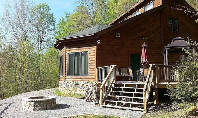 Butler Casa | Cabaña frente al lago en el lago Watauga Mountain Views