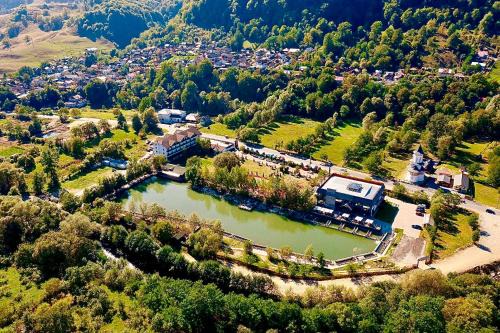 Corbeni Casa | Casa Lazaroiu