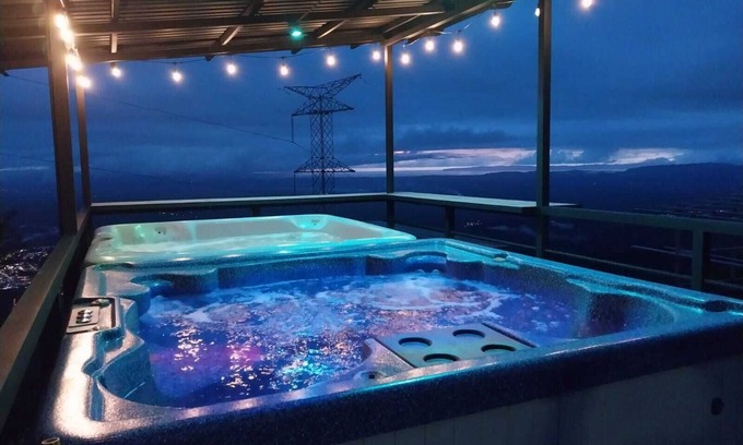 Ciudad Neily Hotel | Casa Linda Vista Hotel