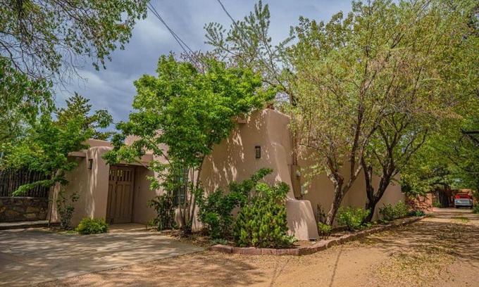 Historic Eastside Casa | Casa Lunar