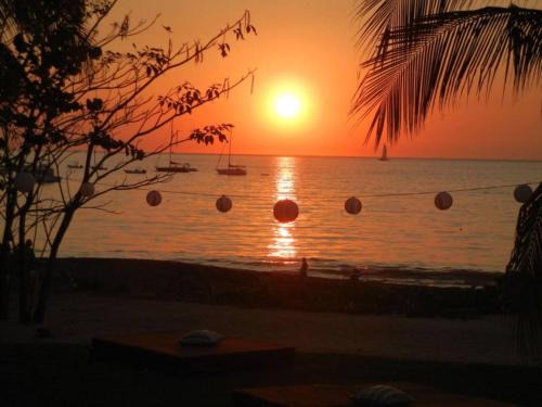 Coco Casa | Casa Luz 2br Resort Condo Pacfico 4 Guests