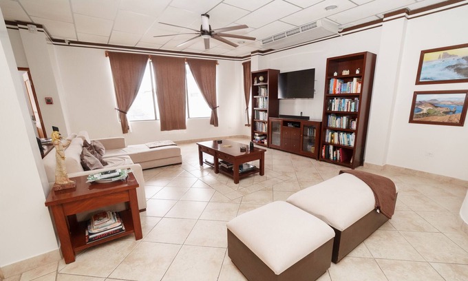 Bahía de la Academia Casa | Casa Marina Galapagos