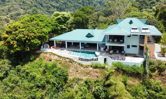 Tres Ríos Villa | Casa Mono Alegre