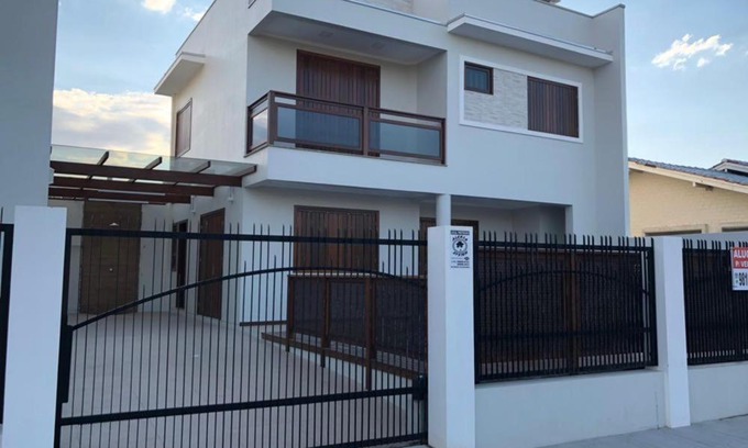 Torres Casa | Casa na praia em Torres