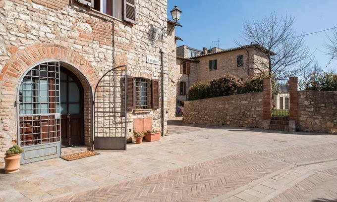 Collesanto Apartamento | CASA NEL BORGO