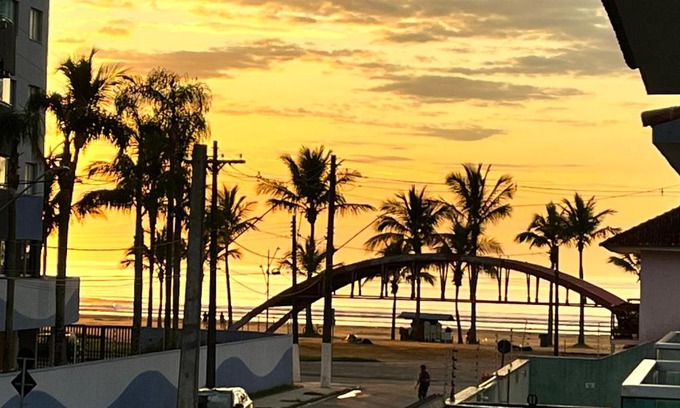 Centro Casa | Casa Pé na Areia com Piscina Climatizada