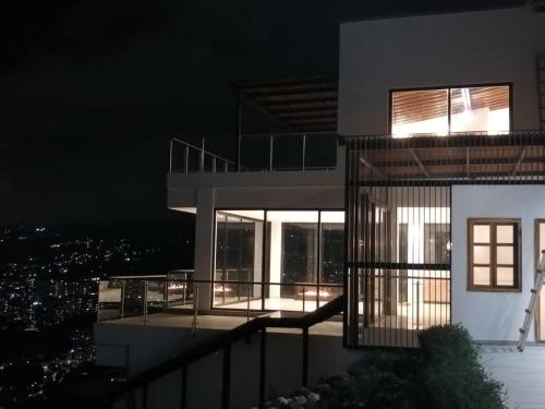 Envigado Casa | Casa Panorámica Mirador VIP Luxu