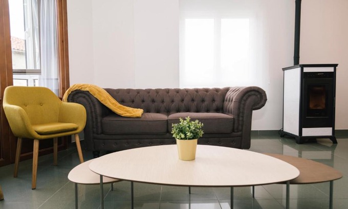 Duruelo de la Sierra Casa | Casa peñasBLANCAS en Duruelo de la sierra Soria 12personas