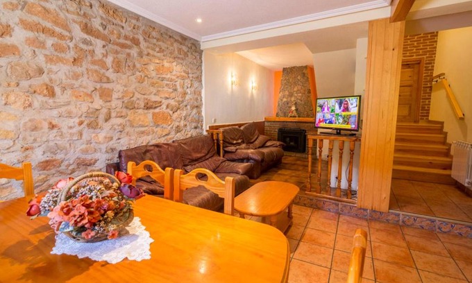 Casarejos Casa | Casa Rural Cañón de Río Lobos II
