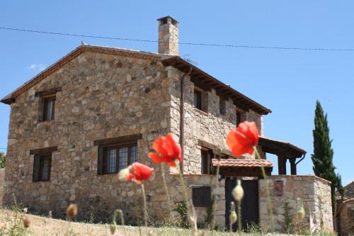 Santo Domingo de Pirón Casa | Casa Rural El Alcarcel