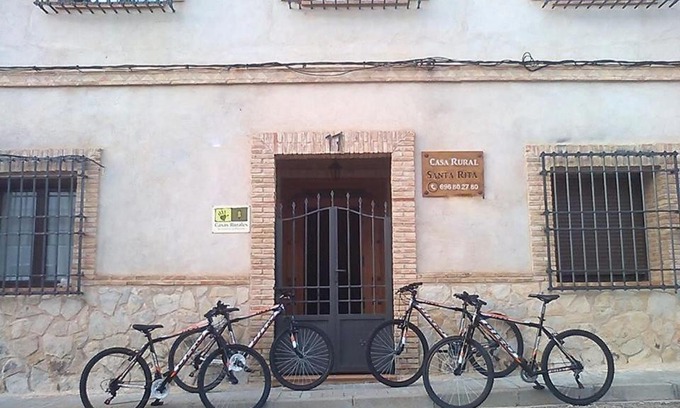 Mota del Cuervo Casa | Casa Rural Santa Rita