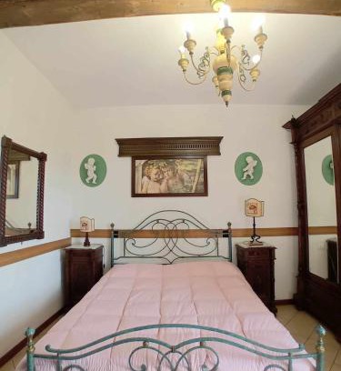 Orvieto Casa | Casa Serafina trilocale con arredi d'arte e parcheggio privato