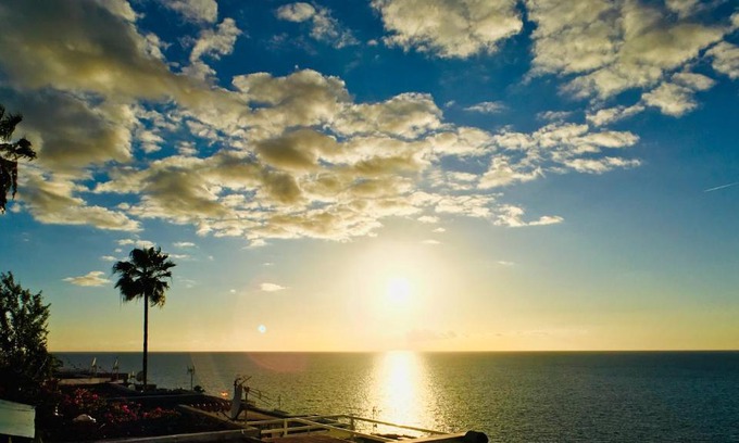 Balito Casa | Casa Solaris at Anfi Beach with Private Terrace, Pool & Netflix