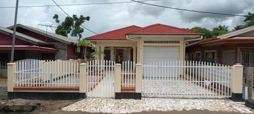 Paramaribo Casa | Casa Tawajakoera
