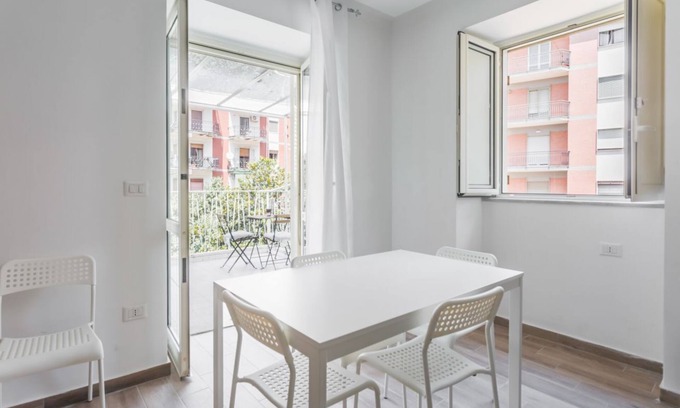 San Giorgio a Cremano Apartamento | Casa Troisi by dimorra