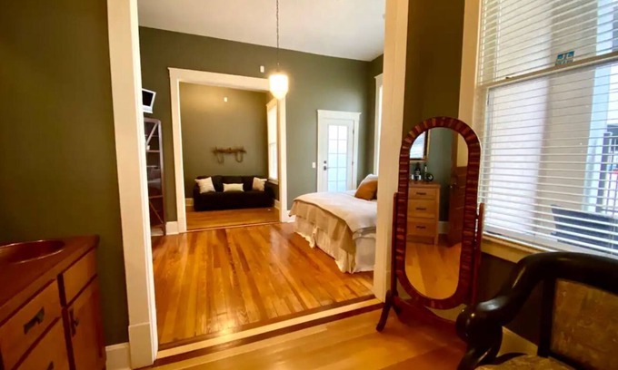 Downtown Apartamento | Casa Urbana's - The Kaufmann Bedroom