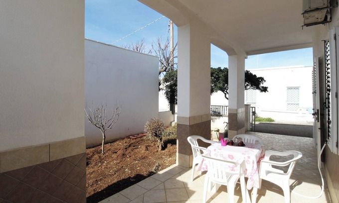 Capilungo Apartamento | Casa Vacanza Emanuela, by apulia home