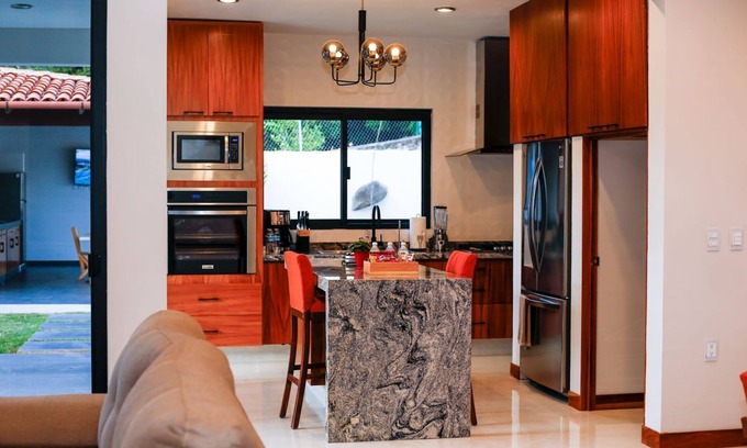 Mascota Casa | Casa Valeria