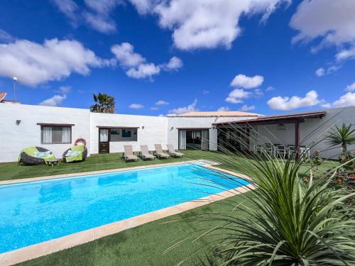Lajares Villa | casa verde