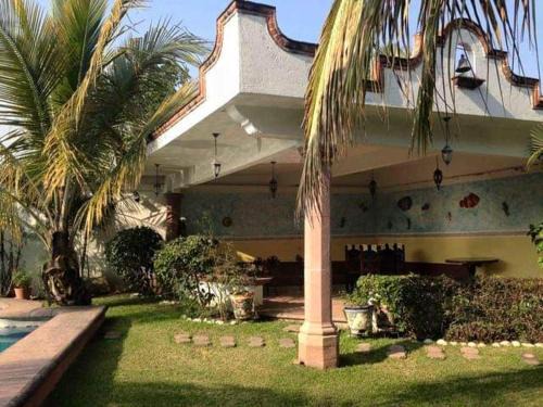 Tres de Mayo Casa | Casa Vergel