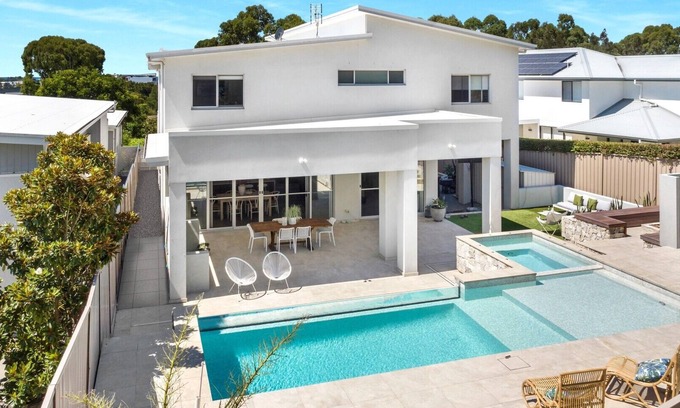 Shell Cove Casa | Casablanca Luxury Retreat near Shellharbour Marina
