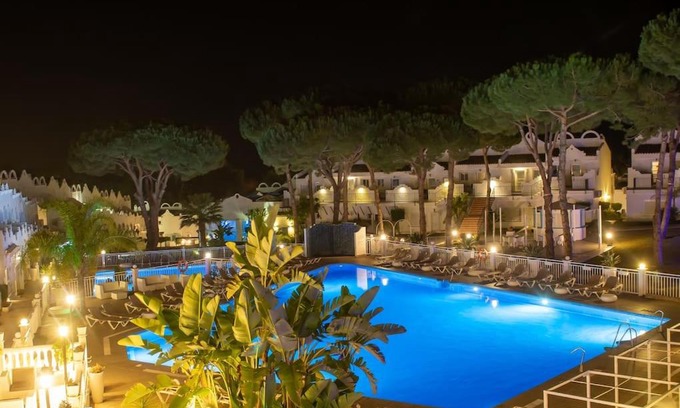 Urbanización Hacienda las Chapas Apartamento | CasaDelSol-Marbella-Słońce,piasek,szmaragdowa woda