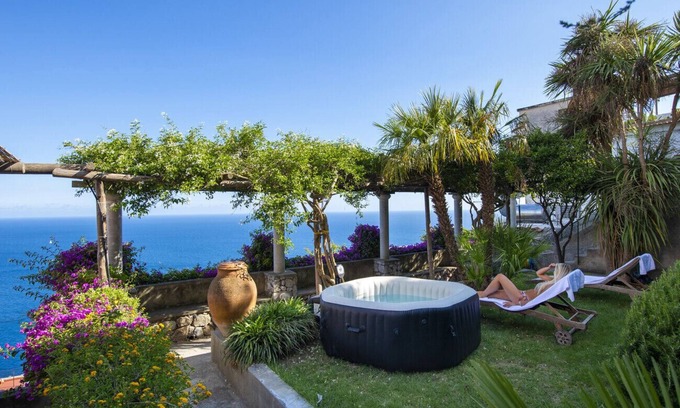 Praiano Chalet De Esquí | Casale Fralisa - Maravillosa terraza y jacuzzi con vistas al mar