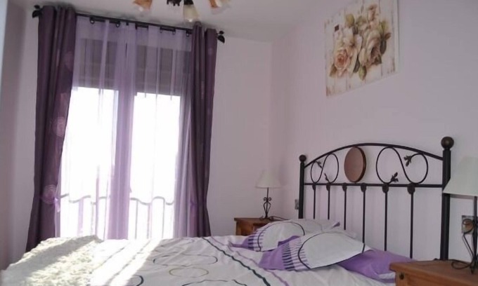 Bernuy-Salinero Cabaña | Casa Rural "El Dolmen". Jacuzzi para 2 al lado de Ávila.