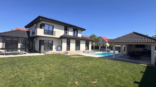 Sinmartin Casa | Casira Guesthouse