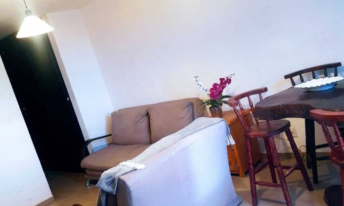 San Pedro Tlaquepaque Casa | Casita a 10 min del aeropuerto , ideal si vas a viajar !!