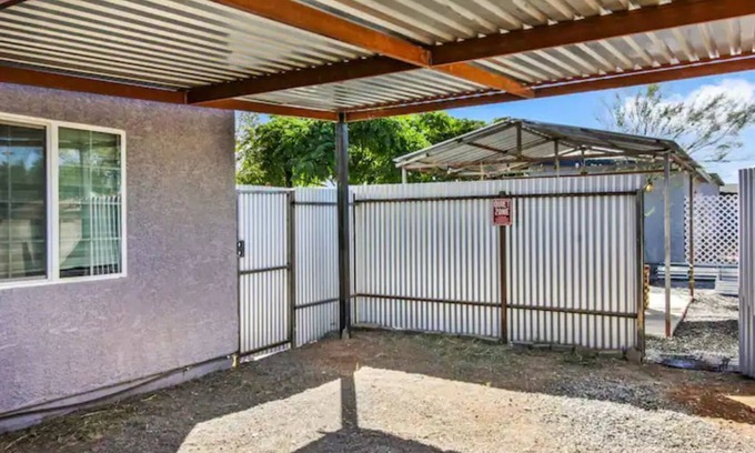 Tucson Casa | Casita: Patio, Fire Pit, & Secure Car Porch