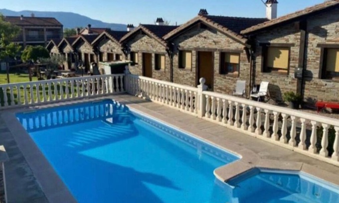 Zarza de Granadilla Casa | Casita-villa Posada DE Granadilla Invierno Estufas Pellet / Verano Piscina/spa