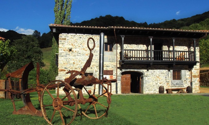 Corigos Casa | Casona del Castaniu