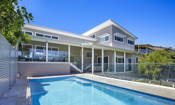 Forresters Beach Casa | Castaway Beach House - Designer home with inground pool