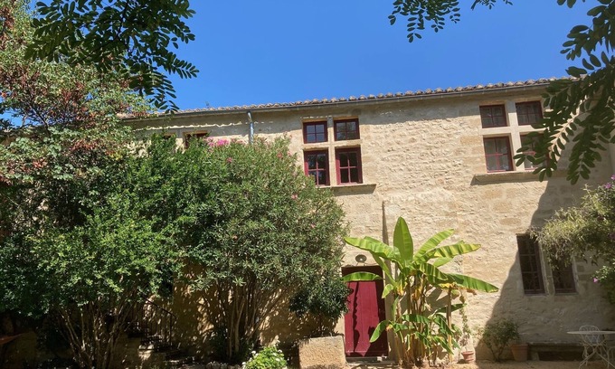 Saint-Quentin-la-Poterie Otro | Castelnau Naturaleza y Deportes. Casa de campo del siglo 17