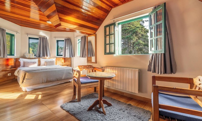 Vila Izabel Hotel | Castelo Piazzale - Campos do Jordão