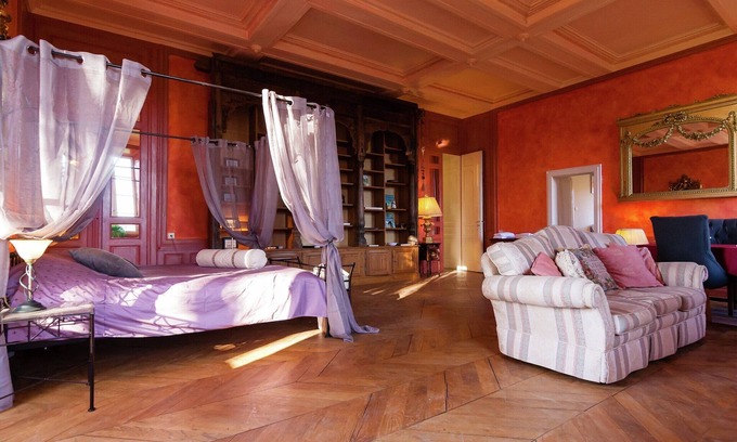 Chalais Apartamento | Apartamento castillo en Chaleix bosque