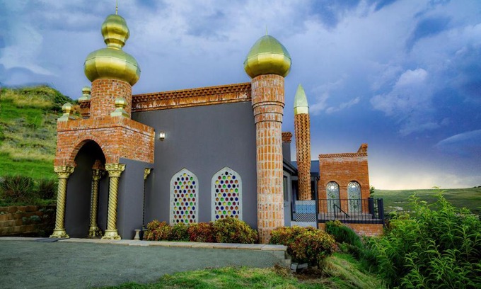 Clarens Apartamento | Castle in Clarens