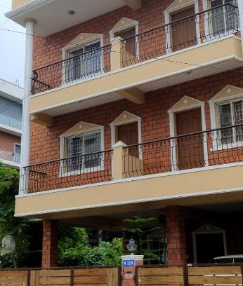 Domlur Cama Y Desayuno | Catalyst Suites,Near EGL Business Park,Domlur