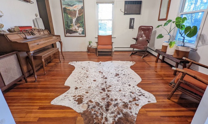 Catskill Casa | Catskills Estate with OUTDOOR SHOWER, HOT TUB, SAUNA, BAR, GYM, DOG RUN & EV HUB