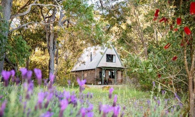 Cowaramup Chalet De Esquí | Cuevas Road Chalets ...