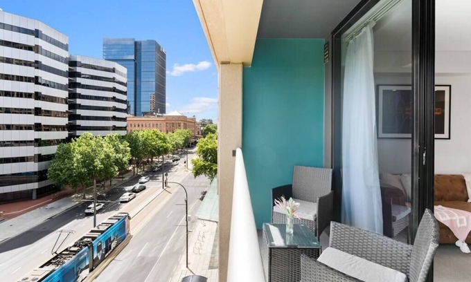 Adelaide Central Business District Apartamento | CBD 1BR Apt-104 North Terrace-Walkable/CityView