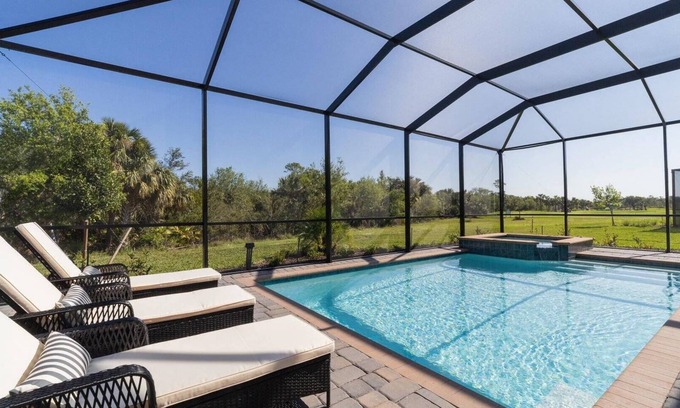 Punta Gorda Casa | CBW14724 Summary: Her