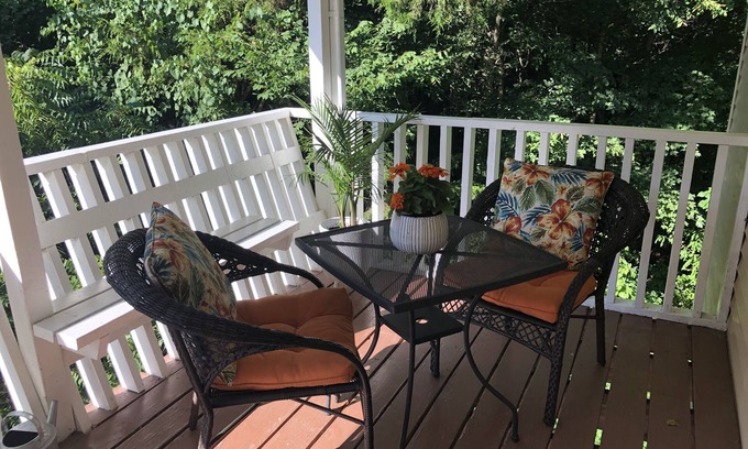 Silver Point Casa | Center Hill Lake Cottage