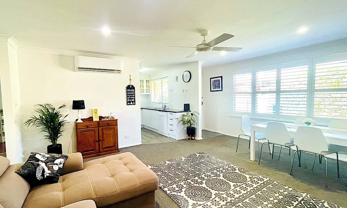 Orange Villa | Central 3 bedroom villa, walking distance to CBD