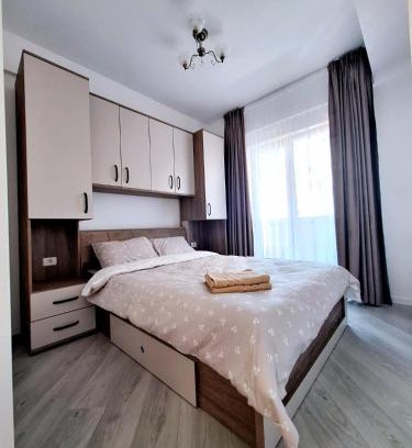Radauti Apartamento | Central 3 Rooms Retreat - Rădăuți